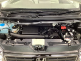エンジンルームとてもきれいです。エンジンの調子も好調ですよ!