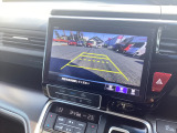 ホンダ純正ナビ装着車両です。様々なオーディオソースに対応しており、リアカメラも綺麗に映ります。