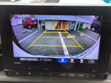 バックをするとき自動でリアの様子が映る『リアカメラ』付き!ナビ画面で確認しながらバックができますから安心ですね。でも、目視も大切ですよ!安全第一でお願いします!