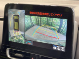【パノラミックビューモニター】専用のカメラにより、上から見下ろしたような視点で360度クルマの周囲を確認することができます☆死角部分も確認しやすく、狭い場所での切り返しや駐車もスムーズに行えます。