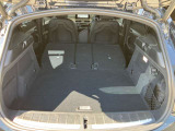 トランクルームも綺麗な状態です。