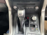 シフトレバー周辺の画像です☆