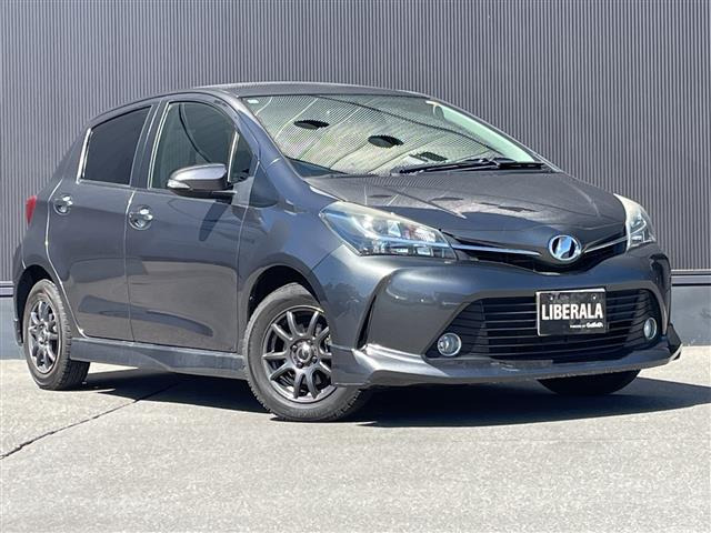 ヴィッツ1.0 F スマートストップパッケージ修復歴無し