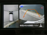 上から丸見えアラウンドビューモニターで、苦手な駐車もラクラク♪車の周囲に子供や障害物などがないかをひと目で確認できて安心ですよ♪