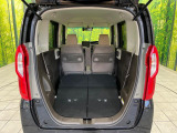 後席を格納すると、これだけの広さが!シーンに合わせたシートアレンジで、大きな荷物も積むことが出来ます♪