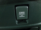 【POWEROUTLET】12V電源ソケットを設置しております。周辺機器の充電にご利用頂けます☆