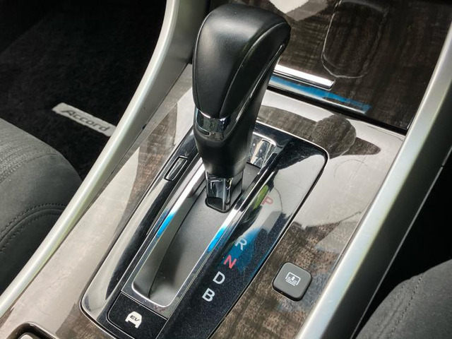 ホンダ アコードハイブリッド 2.0 EX の中古車詳細 (81,000km