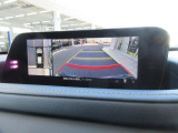 360&deg;ビューモニターを搭載しています。コーナーセンサーと合せてお使いいただくことで、安全、安心にお車の取り回しを行っていただけます。