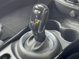●MTモード付きAT:通常は自動でおこなわれる変速(ギアチェンジ)をドライバーの操作によって意図的に変えられるシステムです。より一層普段のドライブをお楽しみいただけます!