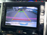 【バックカメラ】駐車時に後方がリアルタイム映像で確認できます。大型商業施設や立体駐車場での駐車時や、夜間のバック時に大活躍!運転スキルに関わらず、今や必須となった装備のひとつです!