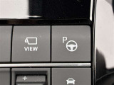 アドバンストパークがついております。最新の自動駐車システムで駐車が苦手な方をアシストしてくれます!