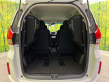 後席を格納すると、これだけの広さが!シーンに合わせたシートアレンジで、大きな荷物も積むことが出来ます♪