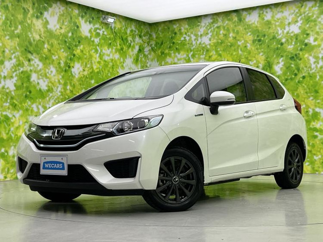 フィット 1.5 ハイブリッド Lパッケージ 4WD 