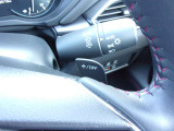 ハンドルを握ったままシフトチェンジをして頂けるパドルシフト採用!