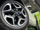 【純正18インチアルミホイール】外観にマッチした純正アルミホイールを装着しております。各種社外アルミホイールや、スタッドレスタイヤも取扱いしております。是非ご相談ください♪