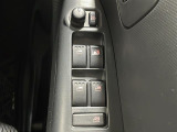 【パワーウインドウ】運転席のスイッチで、各席の窓ガラスの開閉ができます!あると便利ですよね!