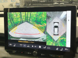 【パノラミックビューモニター】専用のカメラにより、上から見下ろしたような視点で360度クルマの周囲を確認することができます☆死角部分も確認しやすく、狭い場所での切り返しや駐車もスムーズに行えます。