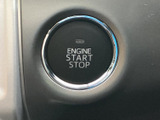 エンジンスタートボタン