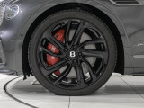 22インチ 10スウェプトスポークホイール-ブラックペイント
