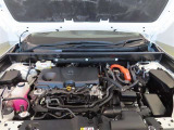 2500ccガソリンエンジン+モーターのハイブリッドです。