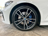 BMW Premium Selection 調布/〒182-0015東京都調布市八雲台2-14-1/TEL.042-426-1166/営業時間:10:00-18:00