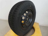 R4年式冬タイヤ185/65R15ブリジストン製です。