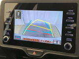 バックガイドモニターで、後方を確認しながら安心して駐車することができます。運転初心者も熟練者も必須の機能ですよ!
