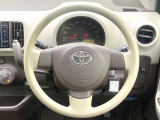 ステアリングも使用感が少なく、きれいな状態となっております♪