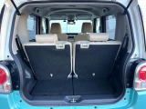 普段のお買い物や通勤、送迎等に十分な荷室スペースを確保しております。セカンドシートを倒すと、大きな荷物の積載も可能です♪