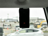 【ドライブレコーダー】映像・音声などの運転中の記録を残します。事故などを起こした起こされた時の証拠になりえますので、もしも時でも安心ですね。