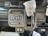 シフトレバーも握りやすく操作面も良好!