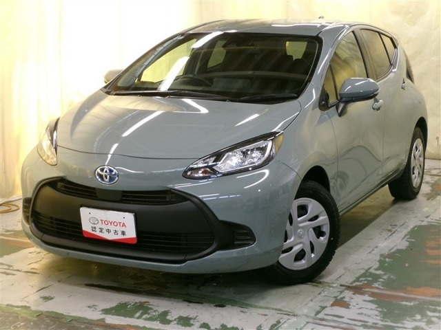 アクア 1.5 X E-Four 4WD