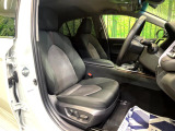 運転席シート廻りは使用感も少なく、良好な状態となっています。丁寧に使われていたことがよくわかりますね。