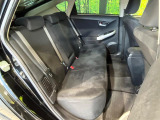 後部座席も気になるようなキズ・汚れやへたり等、大きなダメージはなく、良好な状態です。