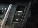 電子制御パーキングブレーキ搭載!!パーキングブレーキを指先だけで操作可能です!力の弱い人にも安心してブレーキをかけていただけます!