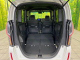 普段のお買い物や通勤、送迎等に十分な荷室スペースを確保しております。セカンドシートを倒すと、大きな荷物の積載も可能です♪