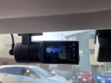 【ドライブレコーダー】映像・音声などの運転中の記録を残します。事故などを起こした起こされた時の証拠になりえますので、もしも時でも安心ですね。