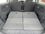 普段のお買い物や通勤、送迎等に十分な荷室スペースを確保しております。セカンドシートを倒すと、大きな荷物の積載も可能です♪