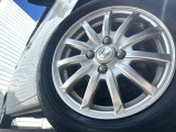 【純正14インチアルミホイール】外観にマッチした純正アルミホイールを装着しております。各種社外アルミホイールや、スタッドレスタイヤも取扱いしております。是非ご相談ください♪