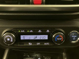 オートエアコンで空調管理も楽々です。