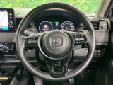 【純正革巻きステアリング】上質な革を使用することで、手にしっかり馴染みとても運転しやすいハンドルです♪