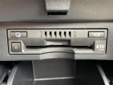 今や必需装備となりつつある、【ETC】搭載車!当店でセットアップが可能ですので、ご納車当日からご使用が可能です!高速道路料金のお支払いが楽々です!