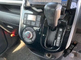 シフトレバーも握りやすく操作面も良好!