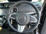 ハンドルも操作性良好です!車内もクリーニングしてのお引渡しになります。