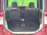 普段のお買い物や通勤、送迎等に十分な荷室スペースを確保しております。セカンドシートを倒すと、大きな荷物の積載も可能です♪