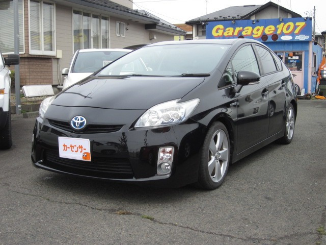 トヨタ プリウス 