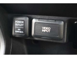 シガーソケットが付いているので、車から電源を取ることが出来ます!