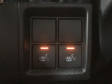 運転席助手席シートヒーター装備です 寒い日に嬉しい装備です ♪暖房使わなくても結構快適ですよ。