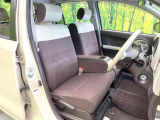 運転席シート廻りは使用感も少なく、良好な状態となっています。丁寧に使われていたことがよくわかりますね。
