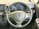 ステアリングも使用感が少なく、きれいな状態となっております♪